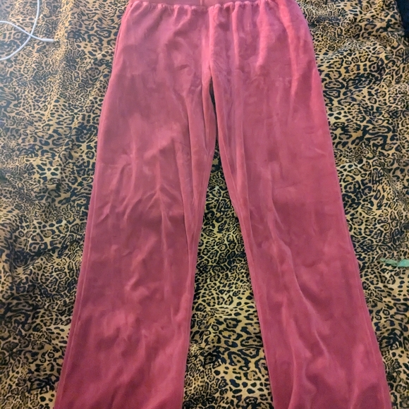 Per me red velvet track suit - Picture 5 of 7